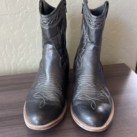 Coconuts By Matisse Pistol Black Cowboy Mid Height Boot Size 9 M - Picture 4 of 8